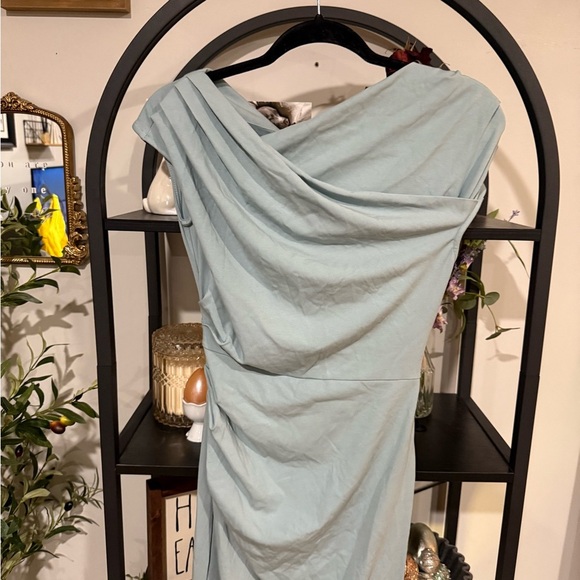 Nikki Lund Midi dress size large - Picture 9 of 10